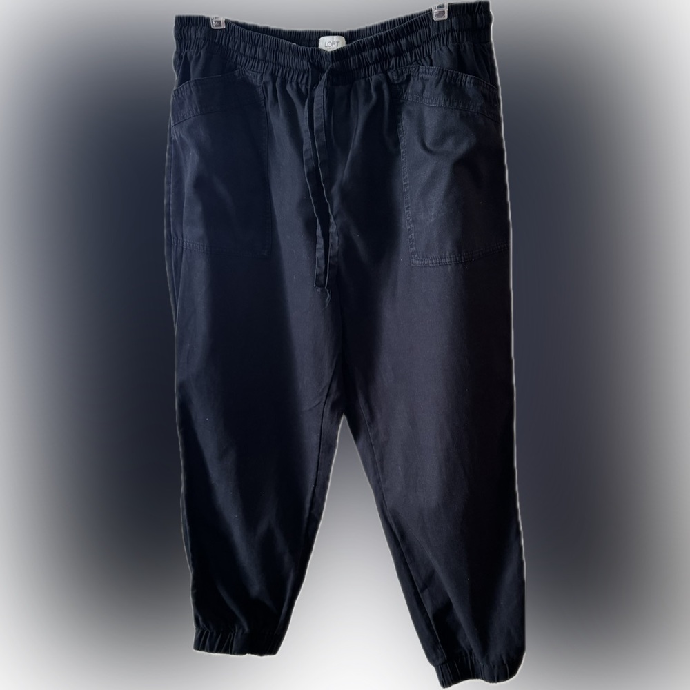 Loft women’s navy blue jogger pants size L elastic waistband 34-44” & hips 50”